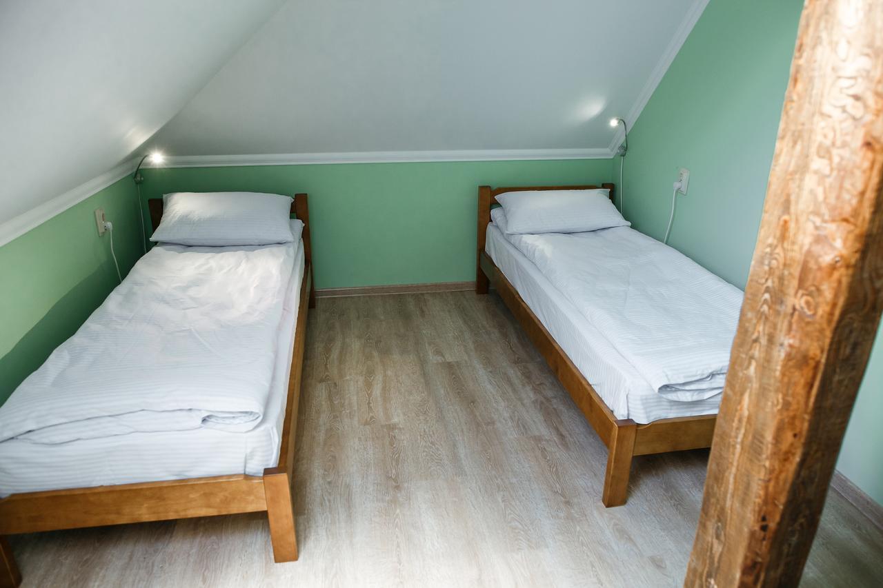 Sweet Home Hostel / Guest House Черновцы Экстерьер фото