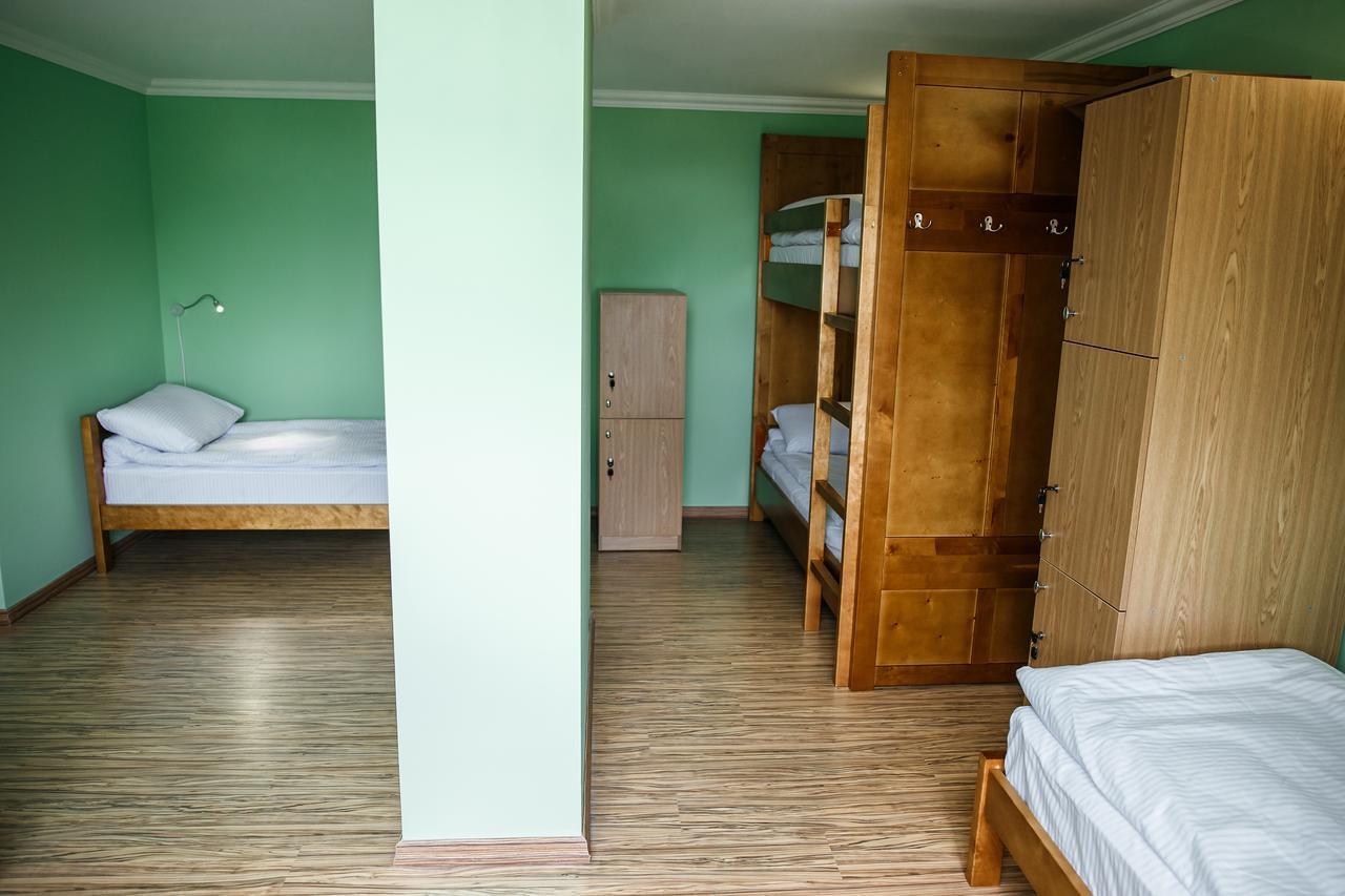 Sweet Home Hostel / Guest House Черновцы Экстерьер фото